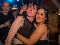 Und drinnen tanzt der Bär Galerie 1