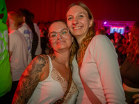 Und drinnen tanzt der Bär Galerie 1