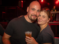 Und drinnen tanzt der Bär Galerie 1