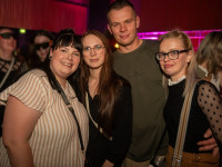 Und drinnen tanzt der Bär Galerie 1