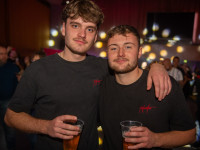 Und drinnen tanzt der Bär Galerie 1