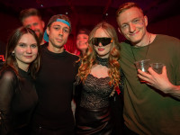 Und drinnen tanzt der Bär Galerie 1