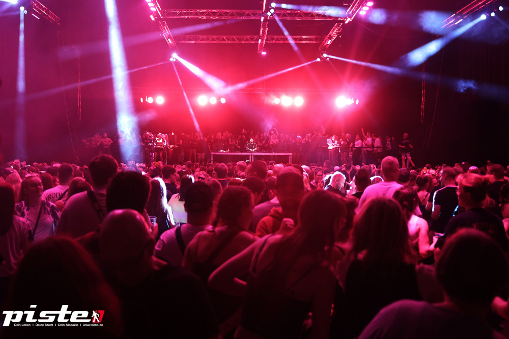 Und drinnen tanzt der Bär Galerie 2