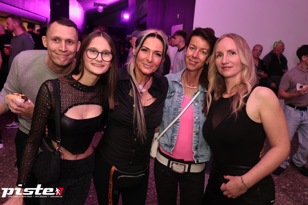 Und drinnen tanzt der Bär Galerie 2