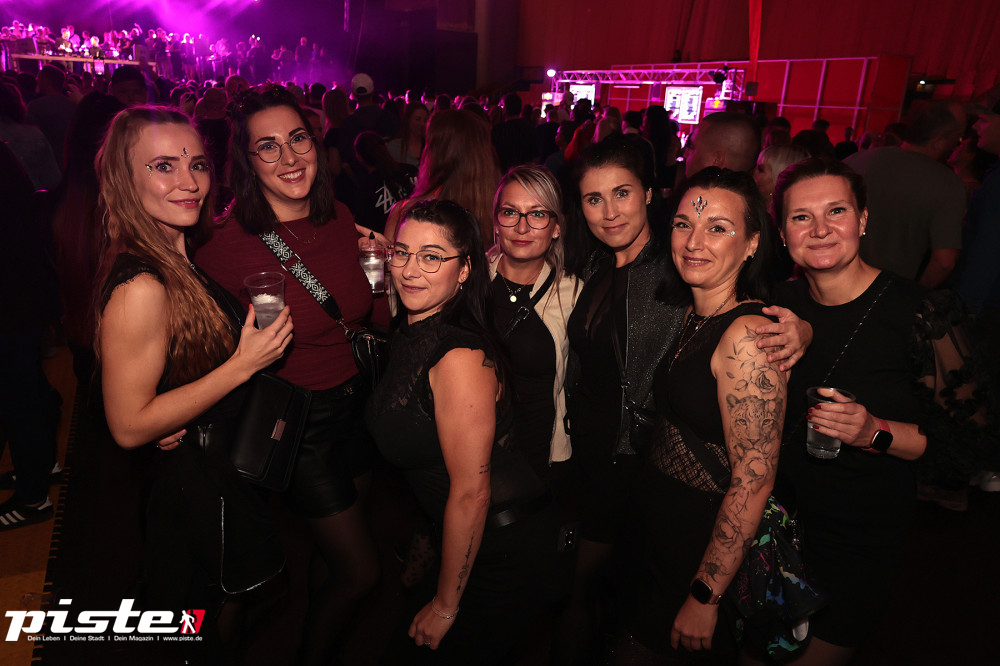 Und drinnen tanzt der Bär Galerie 2