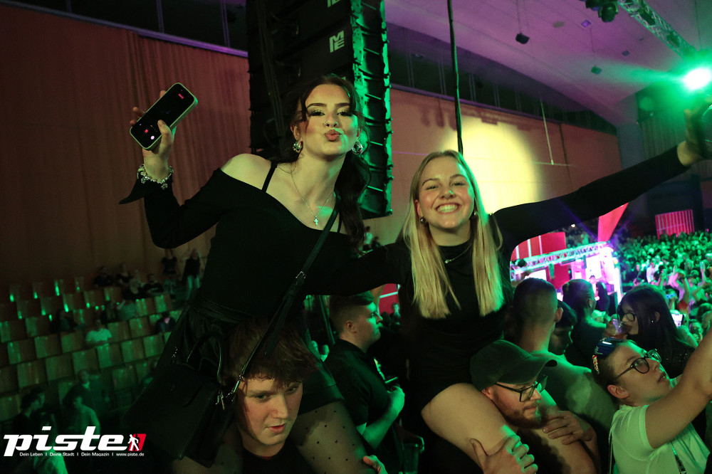 Und drinnen tanzt der Bär Galerie 2