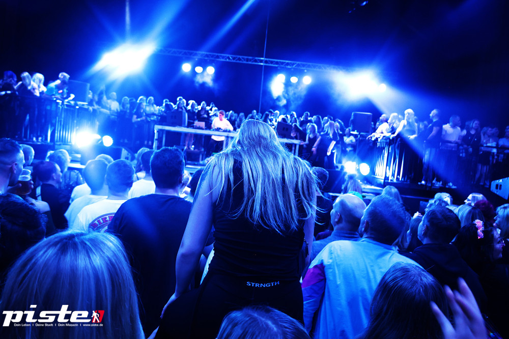 Und drinnen tanzt der Bär Galerie 2