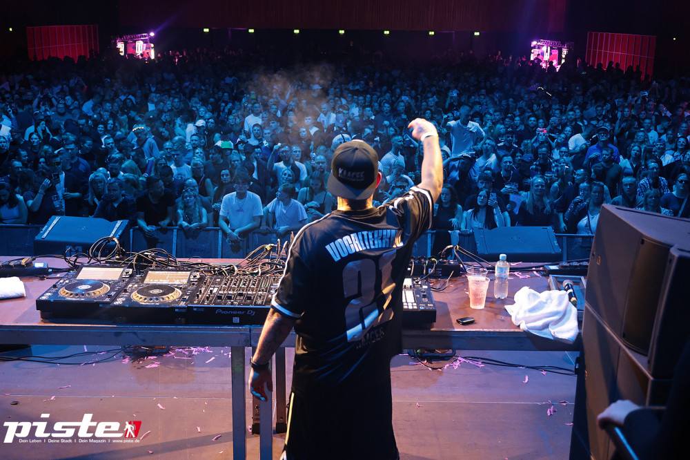 Und drinnen tanzt der Bär Galerie 2