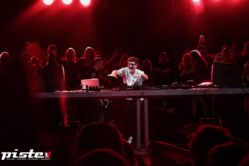 Und drinnen tanzt der Bär Galerie 2