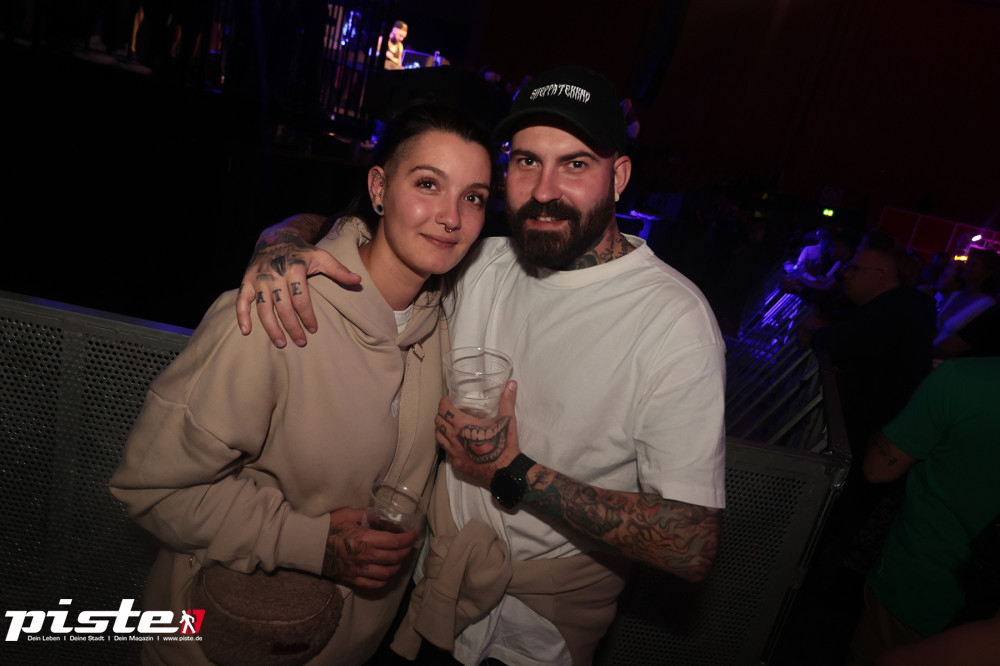 Und drinnen tanzt der Bär Galerie 2