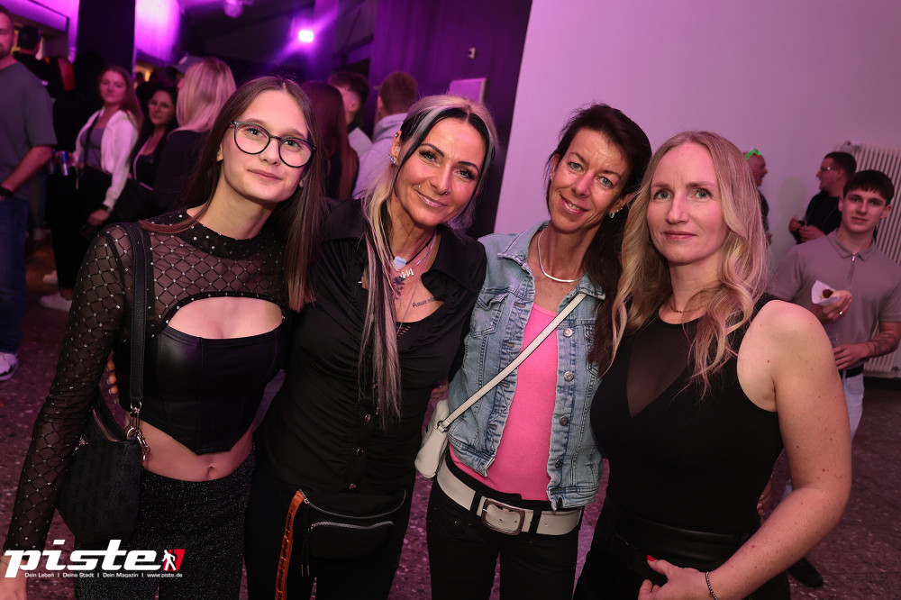 Und drinnen tanzt der Bär Galerie 2