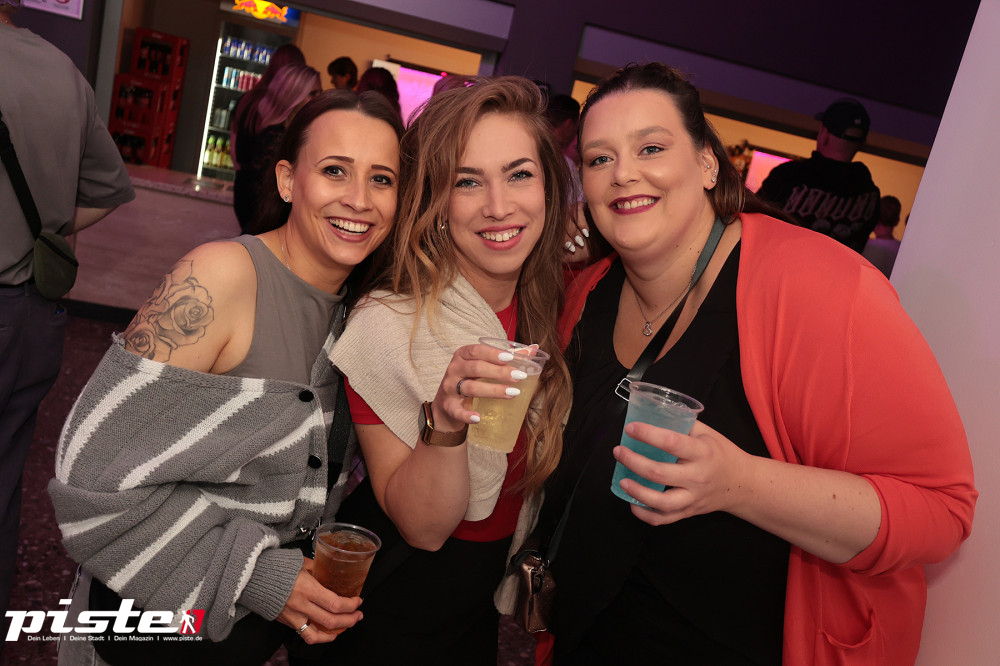 Und drinnen tanzt der Bär Galerie 2