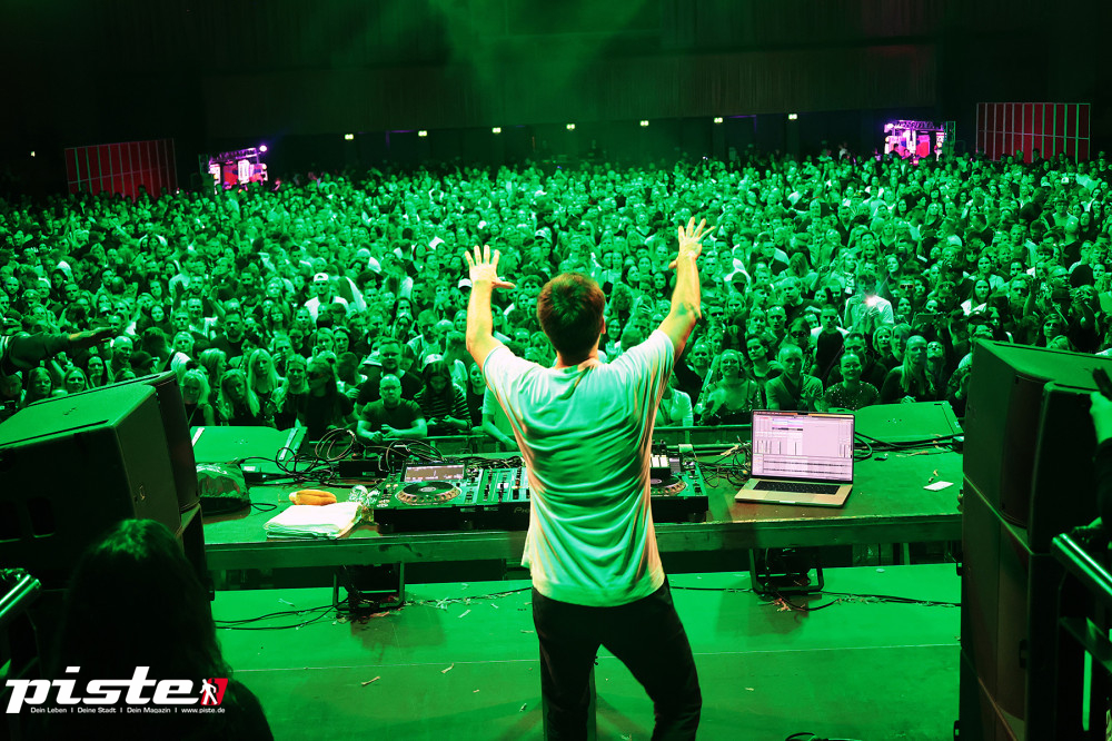 Und drinnen tanzt der Bär Galerie 2