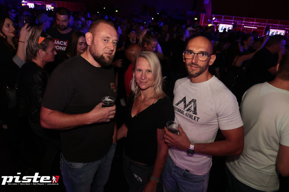 Und drinnen tanzt der Bär Galerie 2