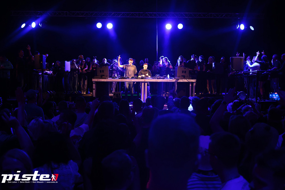 Und drinnen tanzt der Bär Galerie 2