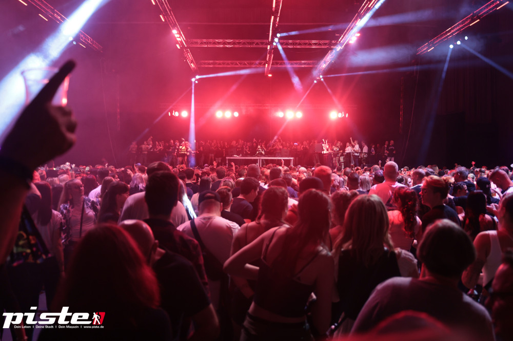 Und drinnen tanzt der Bär Galerie 2