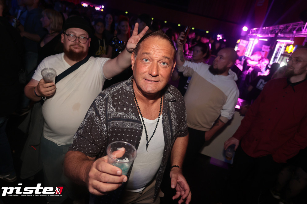 Und drinnen tanzt der Bär Galerie 2