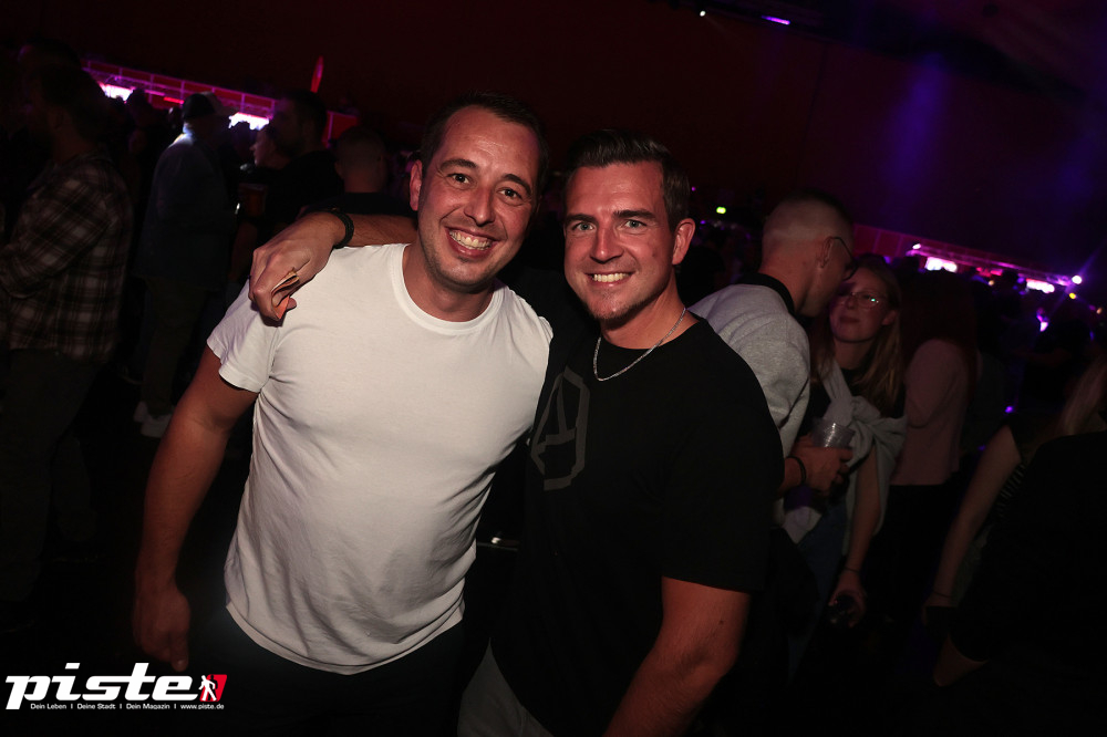 Und drinnen tanzt der Bär Galerie 2