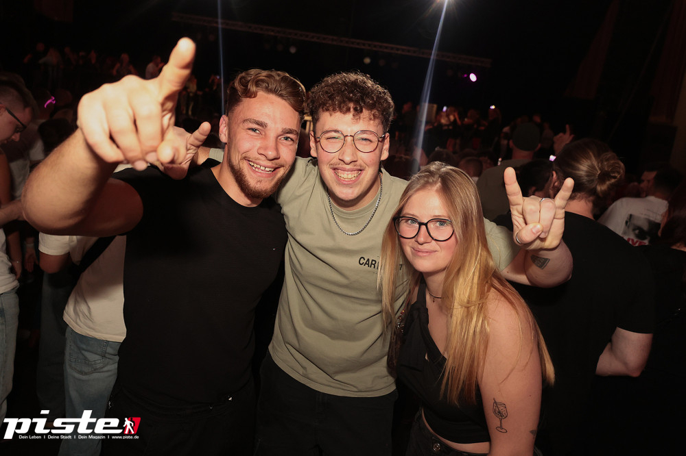 Und drinnen tanzt der Bär Galerie 2