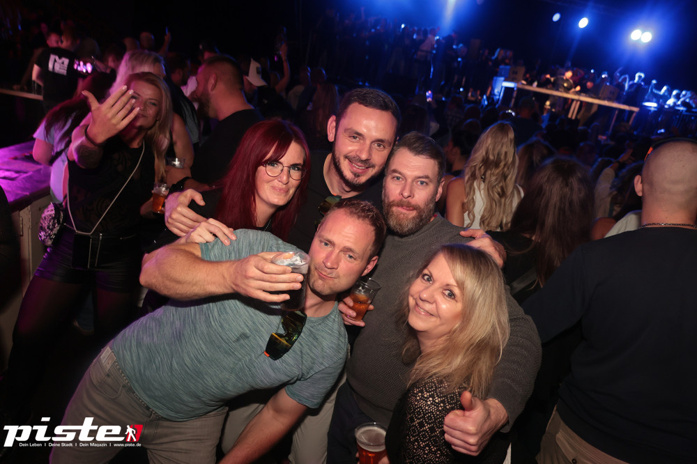 Und drinnen tanzt der Bär Galerie 2