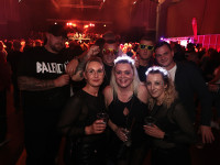 Und drinnen tanzt der Bär Galerie 2