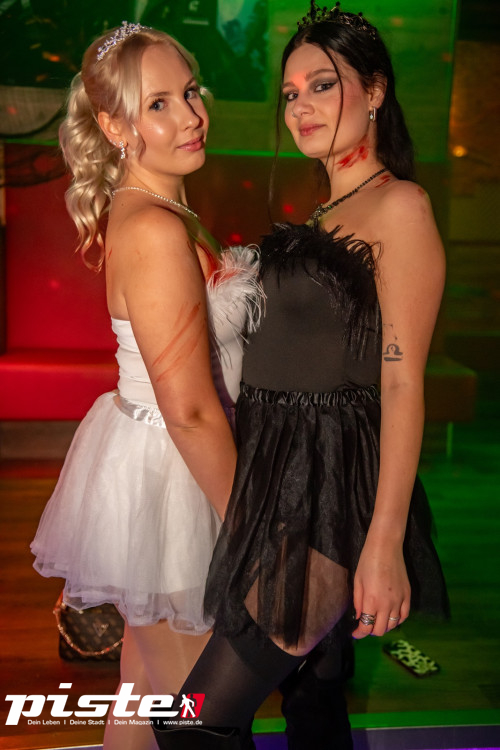 Große Halloween Partynacht