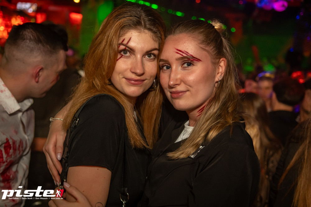 Große Halloween Partynacht