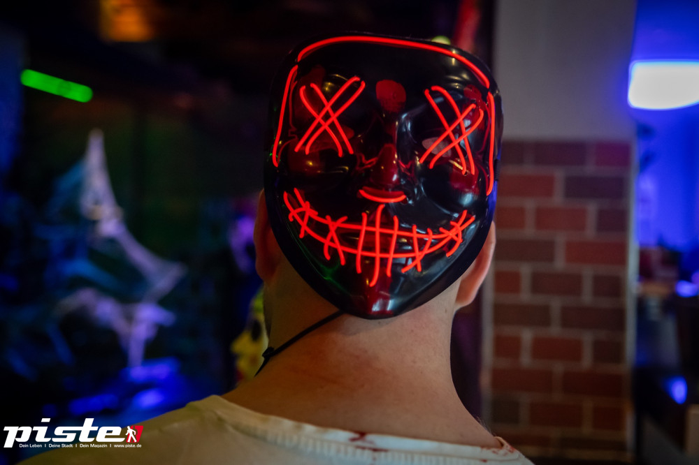 Große Halloween Partynacht