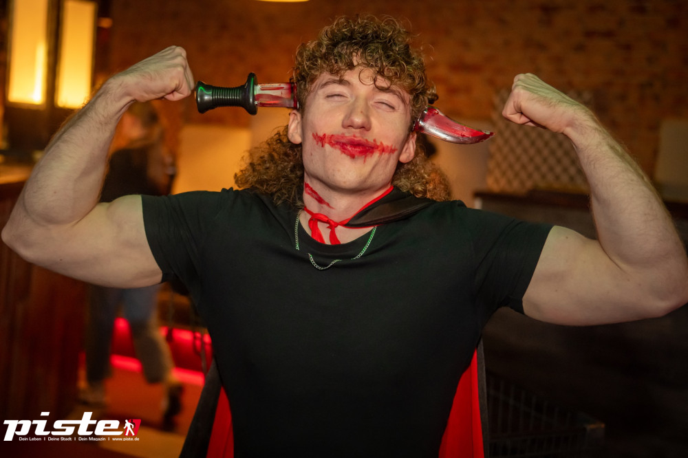 Große Halloween Partynacht