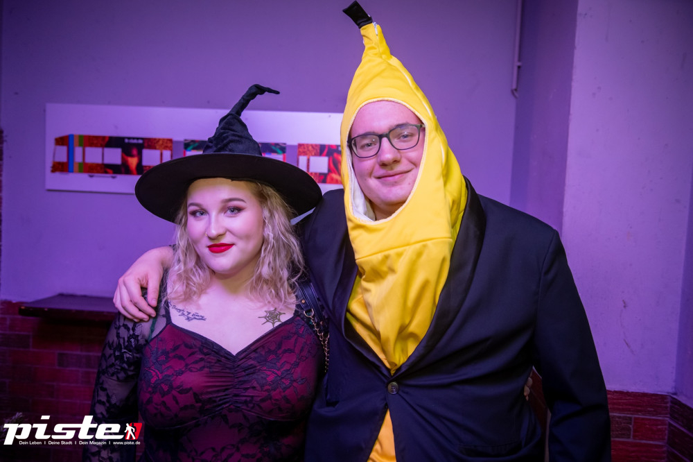 Große Halloween Partynacht