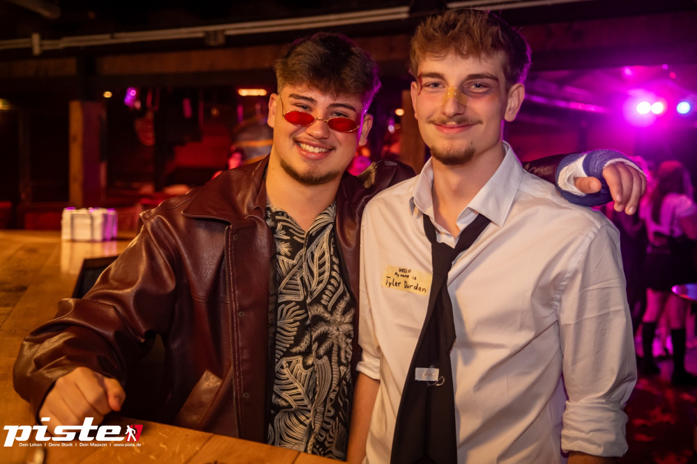 Große Halloween Partynacht