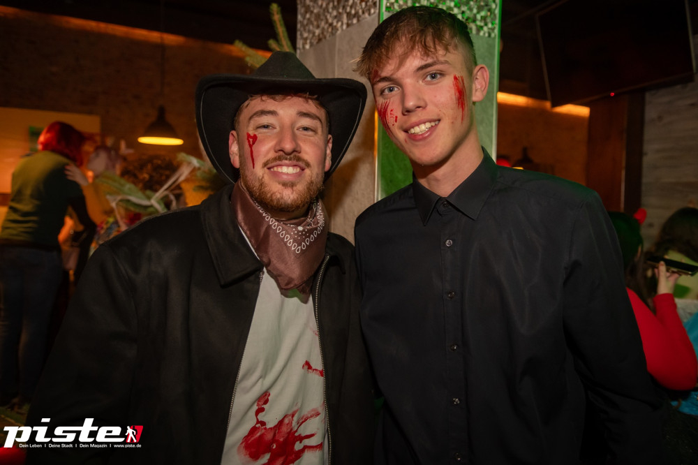 Große Halloween Partynacht