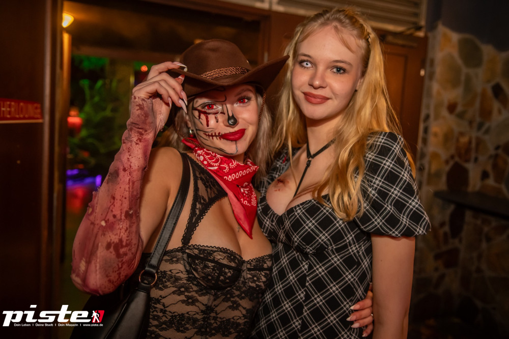 Große Halloween Partynacht