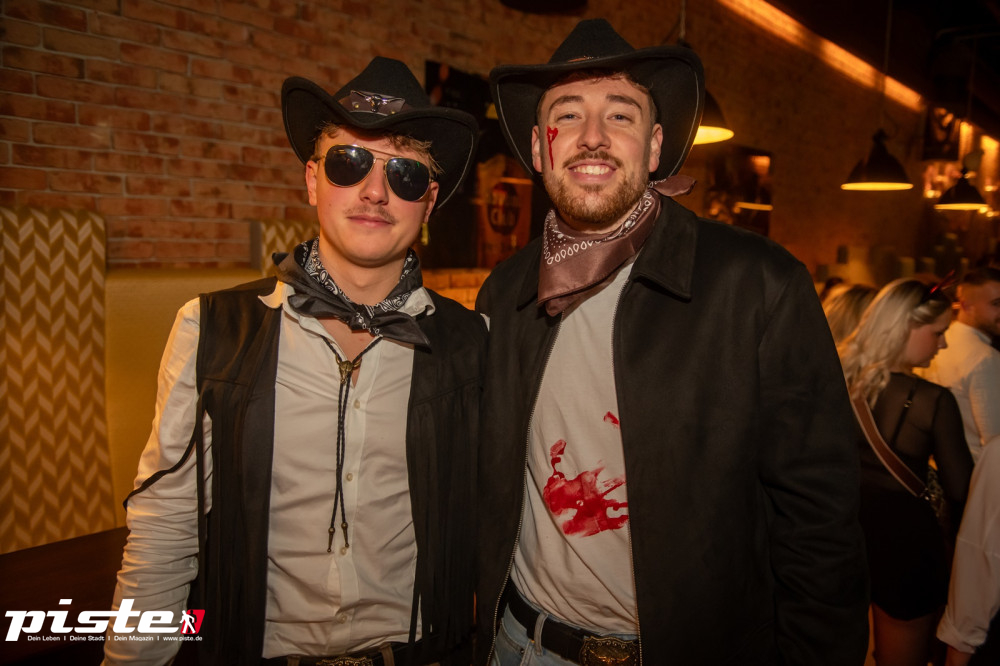 Große Halloween Partynacht