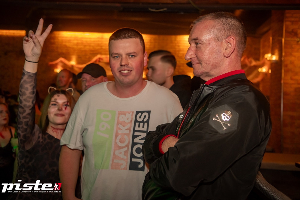 Große Halloween Partynacht