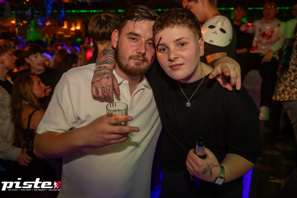 Große Halloween Partynacht