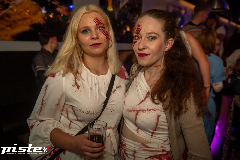 Große Halloween Partynacht