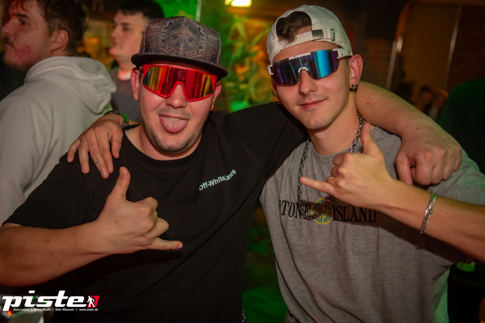 Große Halloween Partynacht