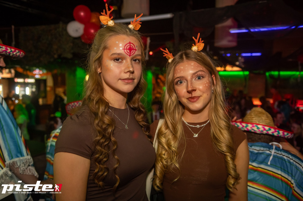Große Halloween Partynacht