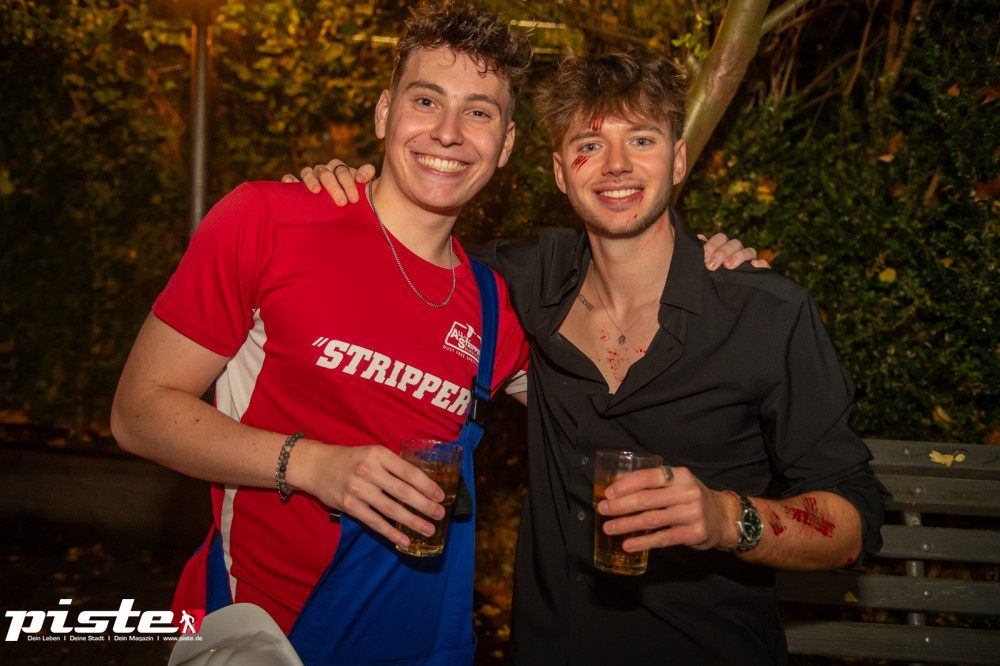 Große Halloween Partynacht