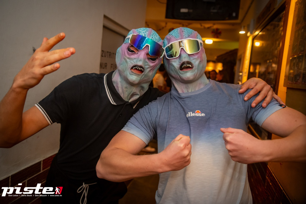 Große Halloween Partynacht