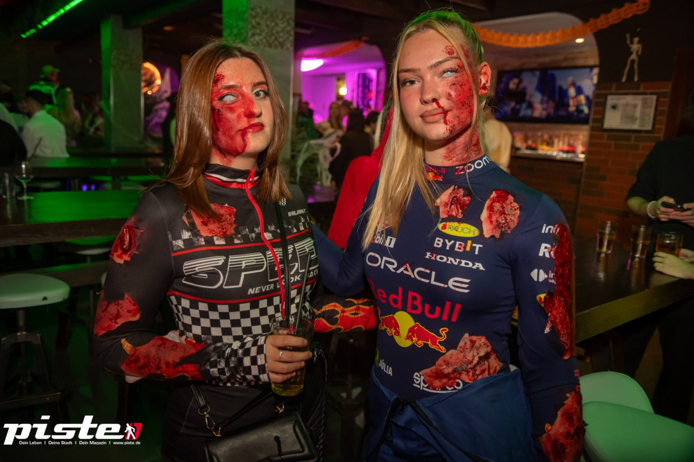 Große Halloween Partynacht