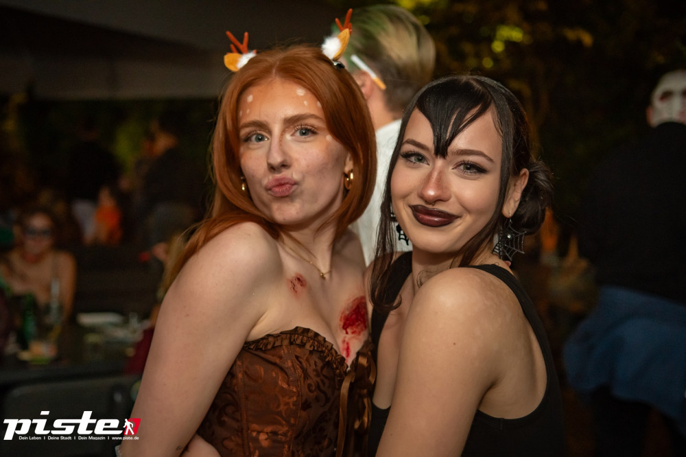 Große Halloween Partynacht