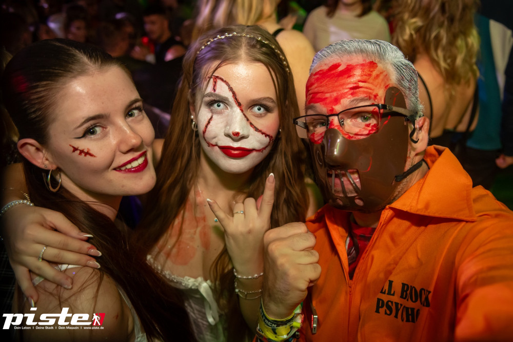 Große Halloween Partynacht