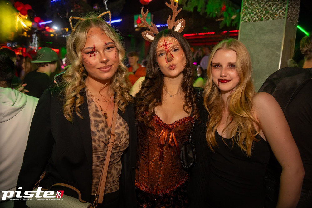 Große Halloween Partynacht