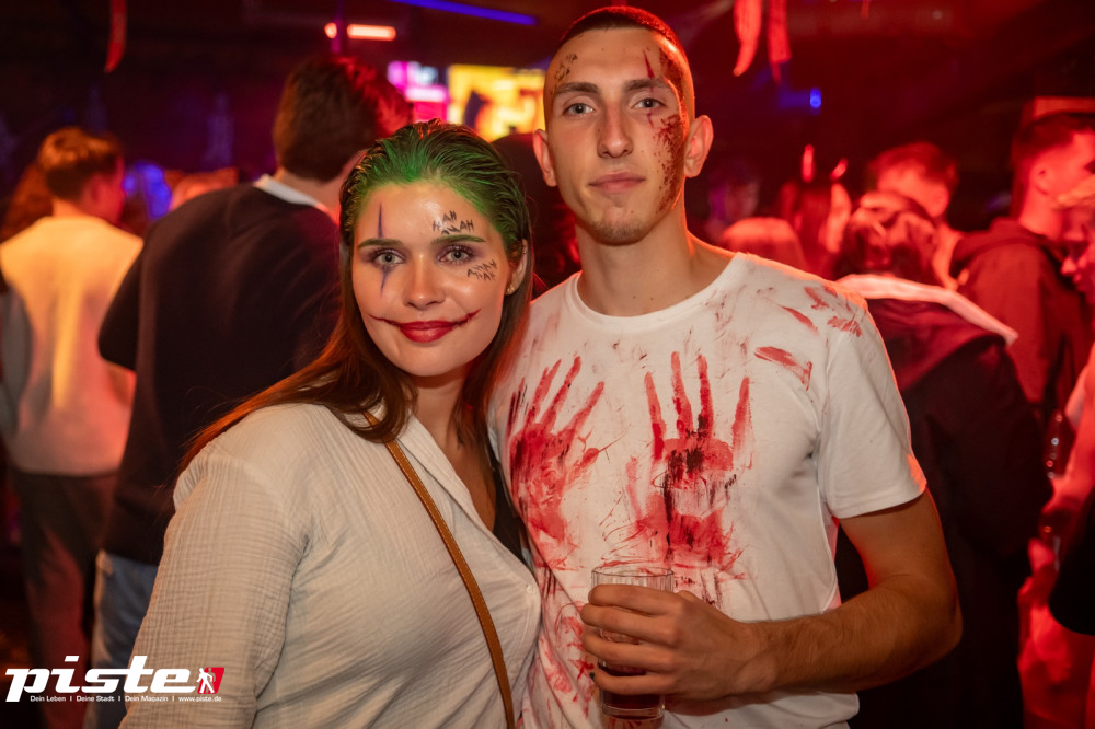 Große Halloween Partynacht