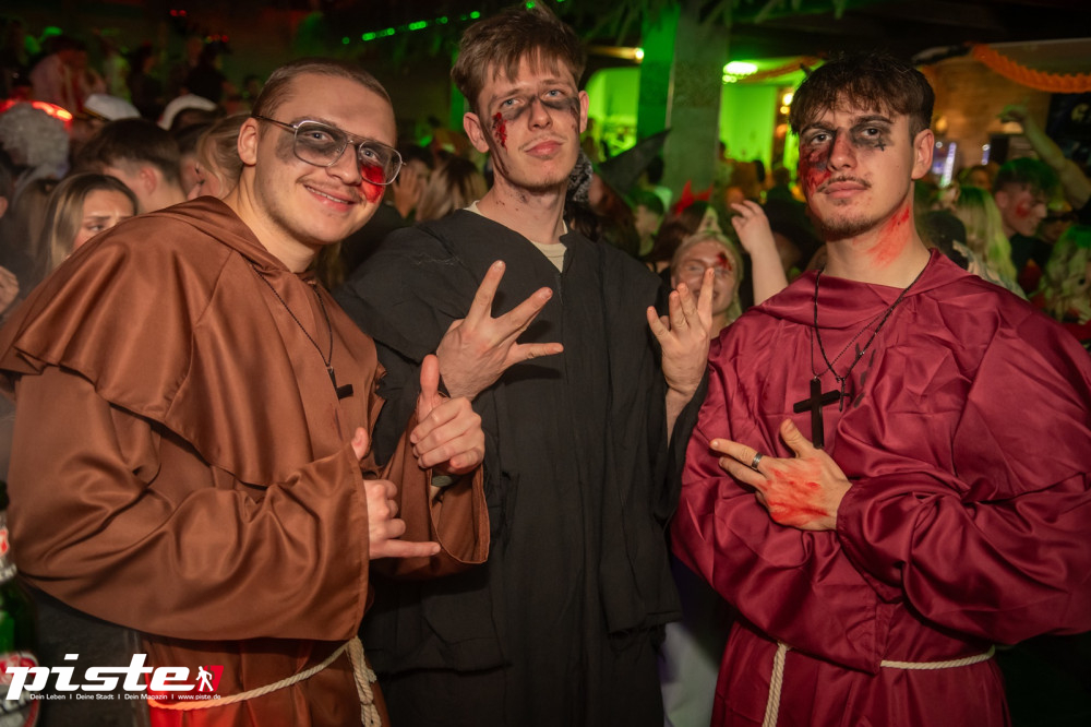Große Halloween Partynacht