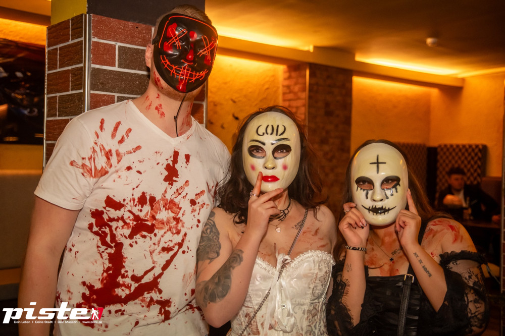 Große Halloween Partynacht