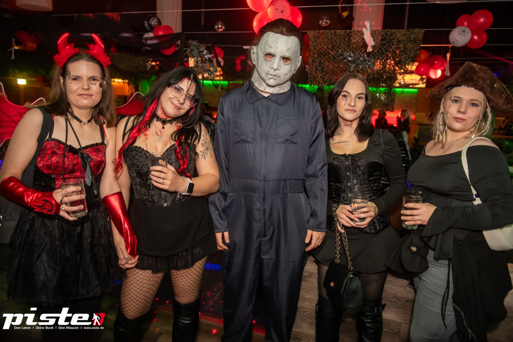 Große Halloween Partynacht