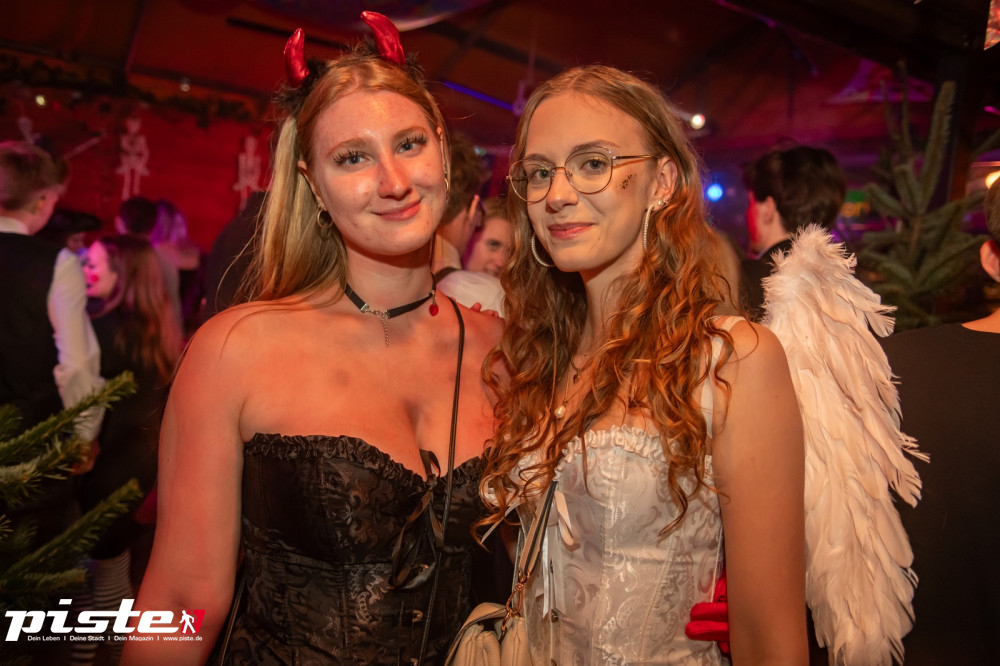 Große Halloween Partynacht